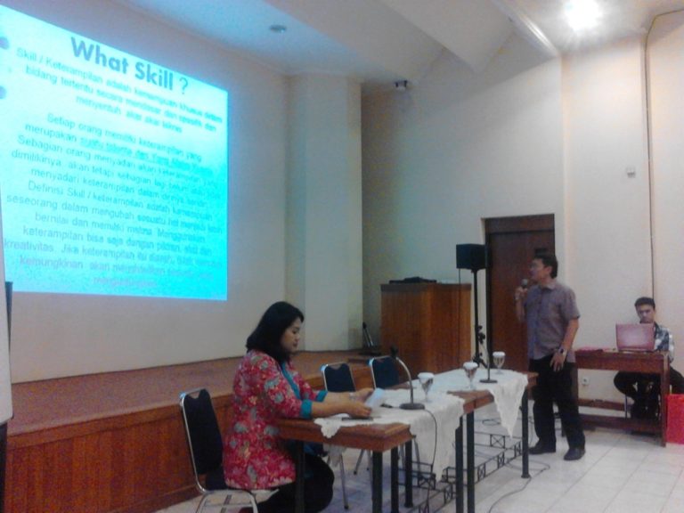 Kuliah Umum Prodi. Manajemen D3 "Membangun Hardskill Dan Softskill"